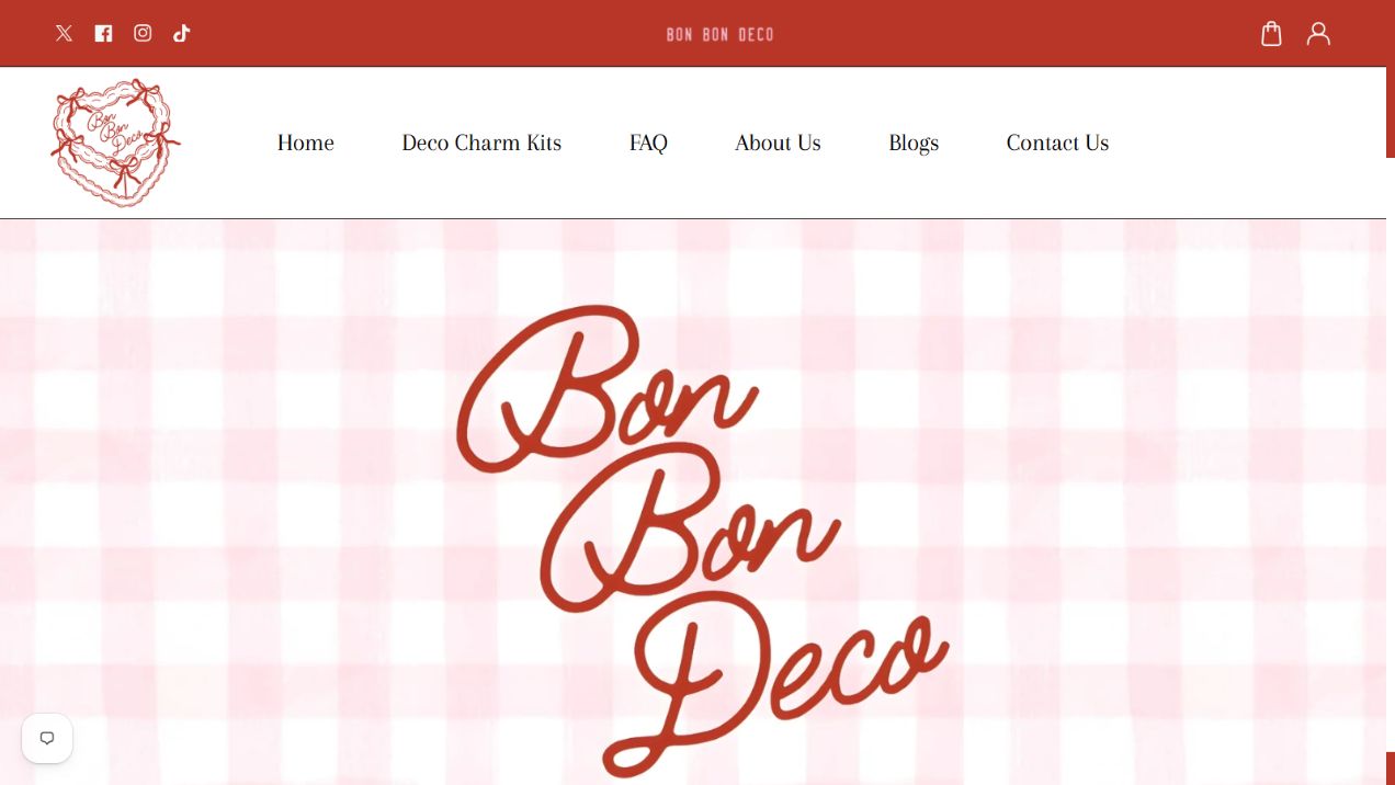 Bon Bon Deco website with its pink gingham visual identity